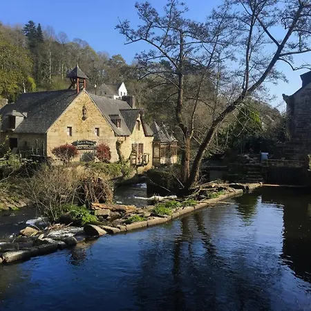 Jolie Maison Avec Jacuzzi Pour 8 Personnes *