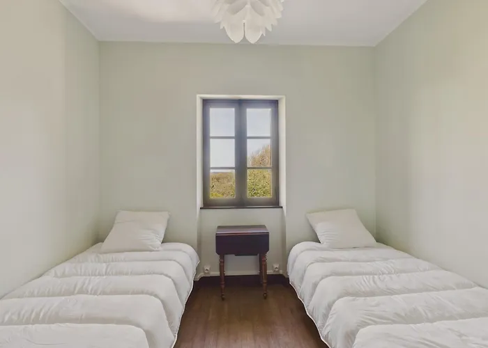 Jolie Maison Avec Jacuzzi Pour 8 Personnes * モザン・エ・ミルモン